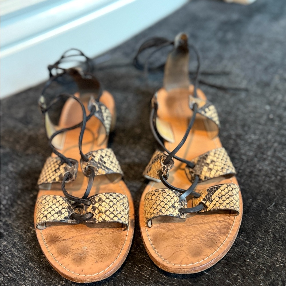 Club Monaco Snakeskin Women's Sandals